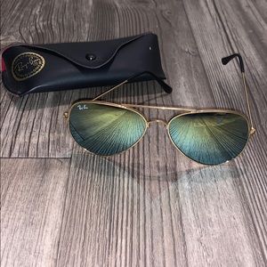 NWOT Ray-Ban Aviator Sunglasses
